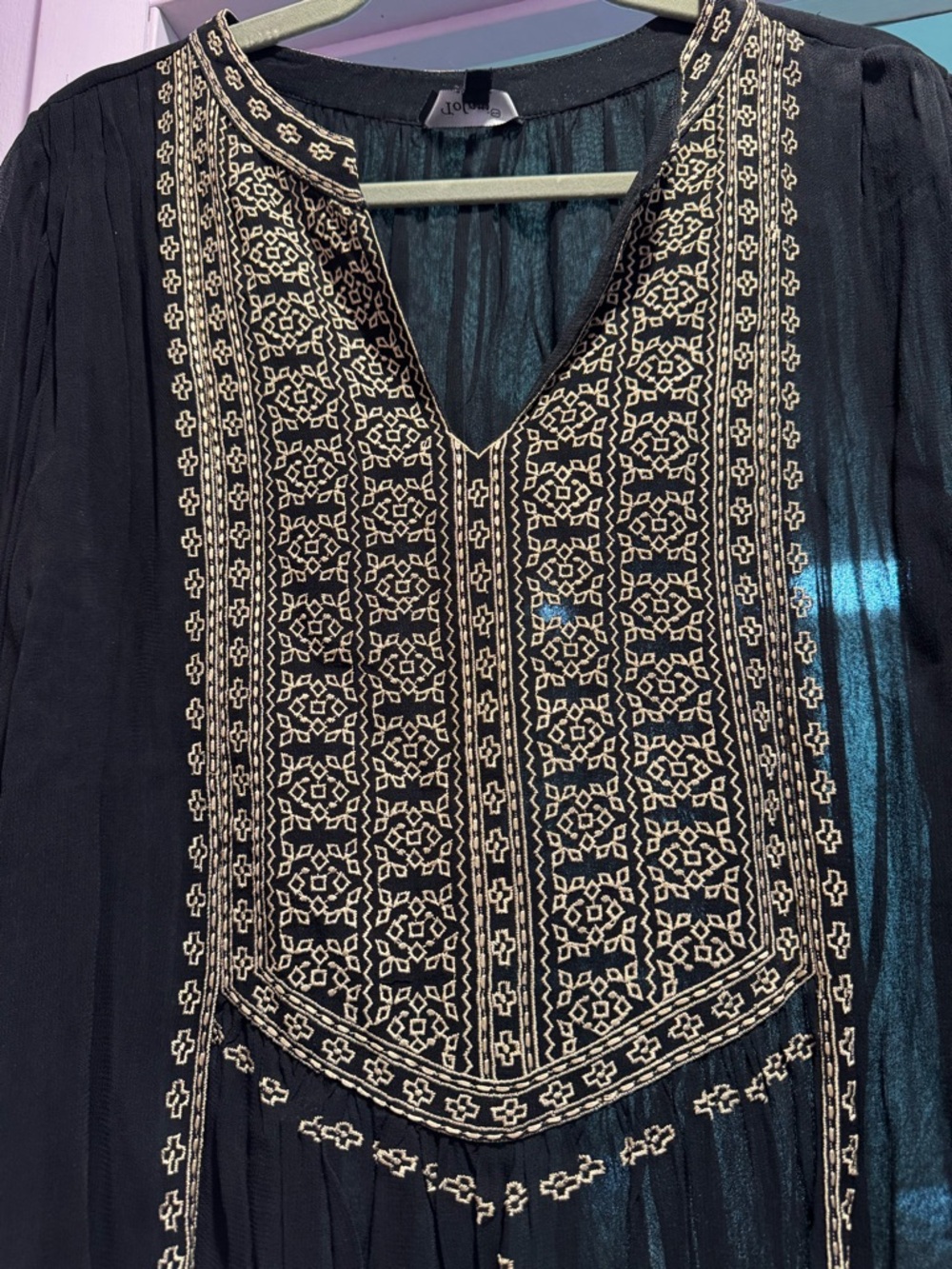 Tolani Black Tunic Dress Size XL with Gold Embroidery - Picture 4 of 8